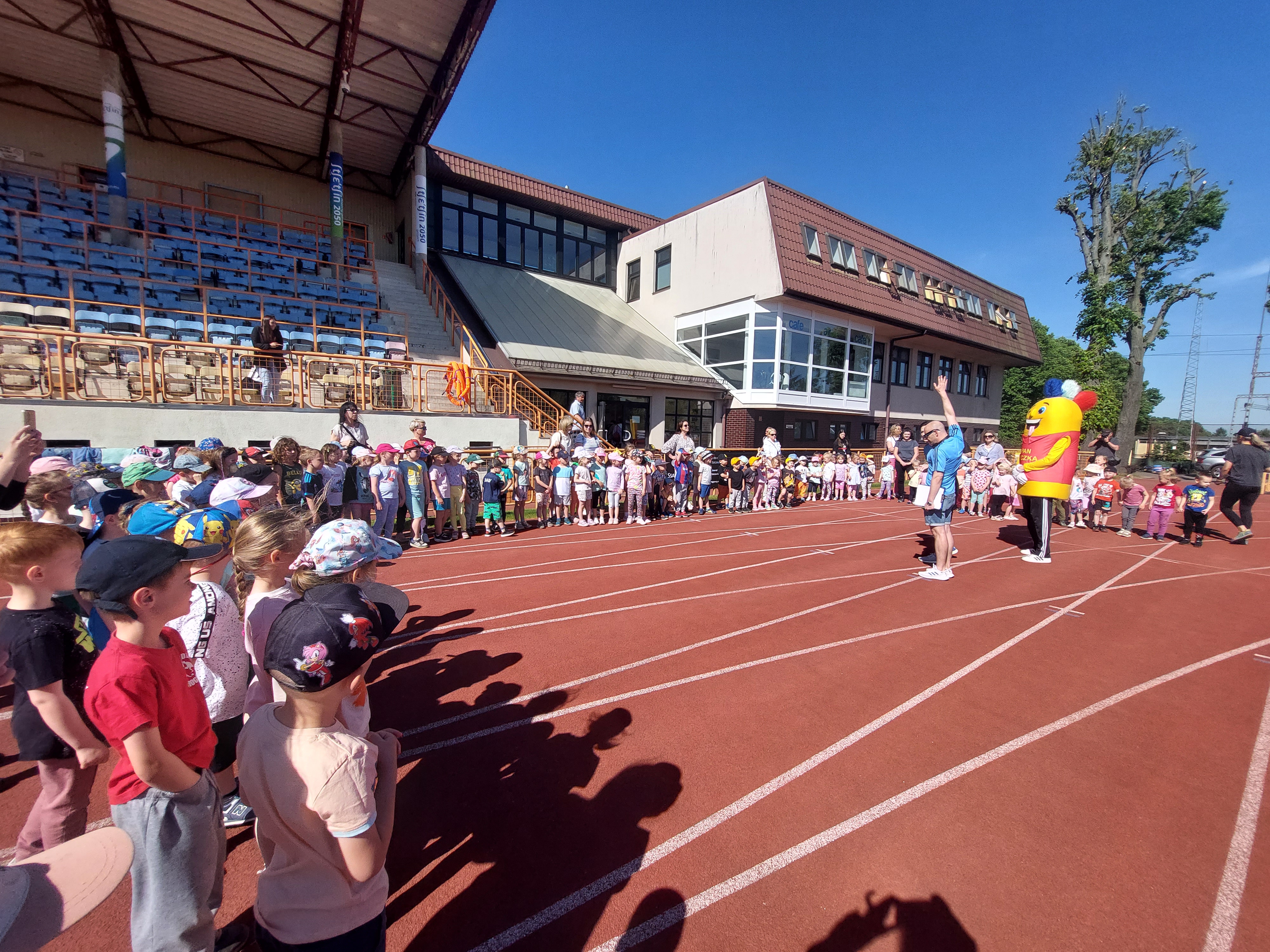 „Mrówki” na stadionie lekkoatletycznym