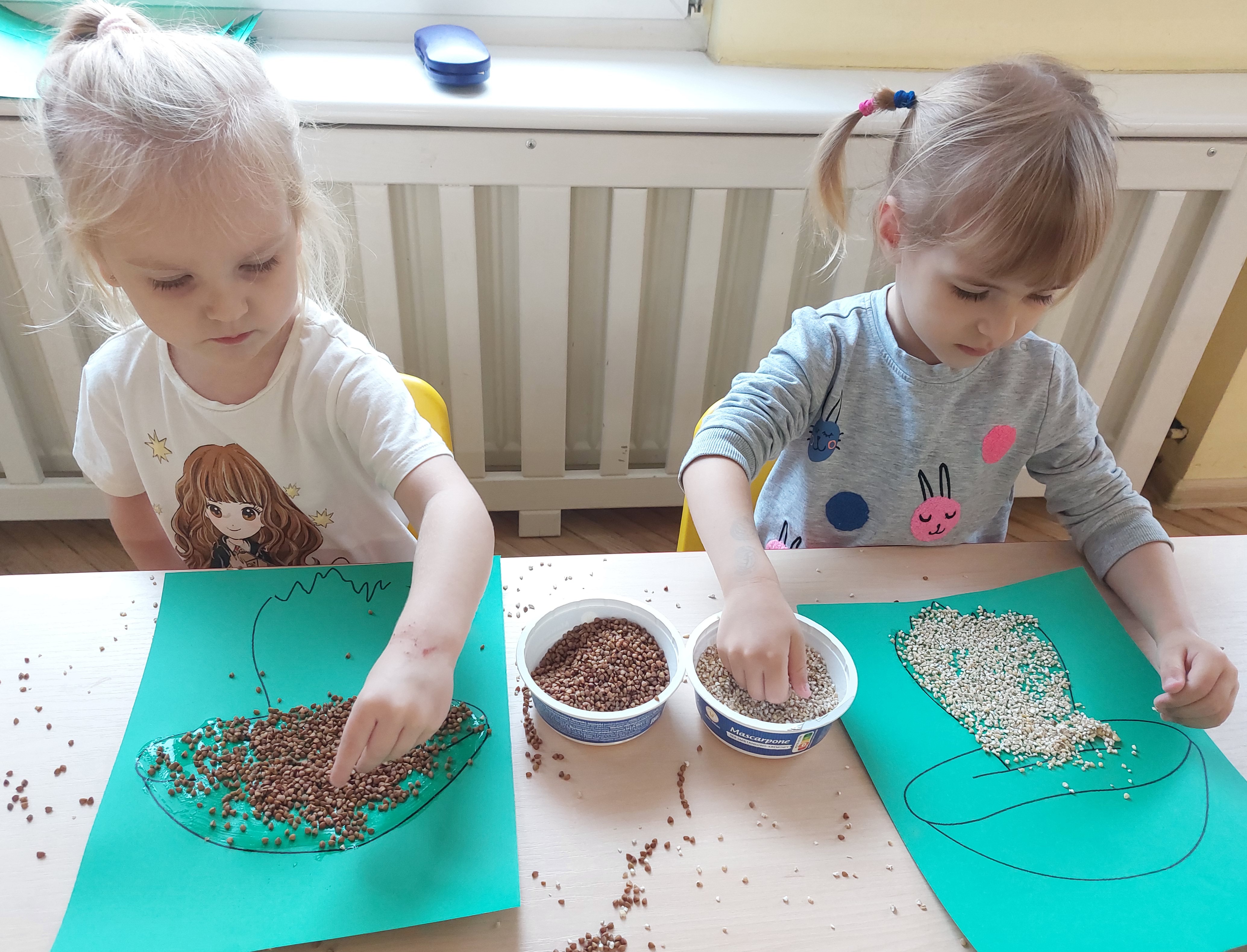 Jesienne prace plastyczne „Biedronek”